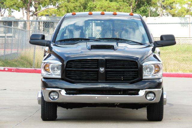 Dodge Ram 3500 2007 photo 2