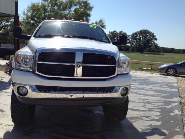 Dodge Ram 3500 2007 photo 16