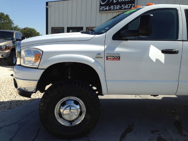 Dodge Ram 3500 2007 photo 17