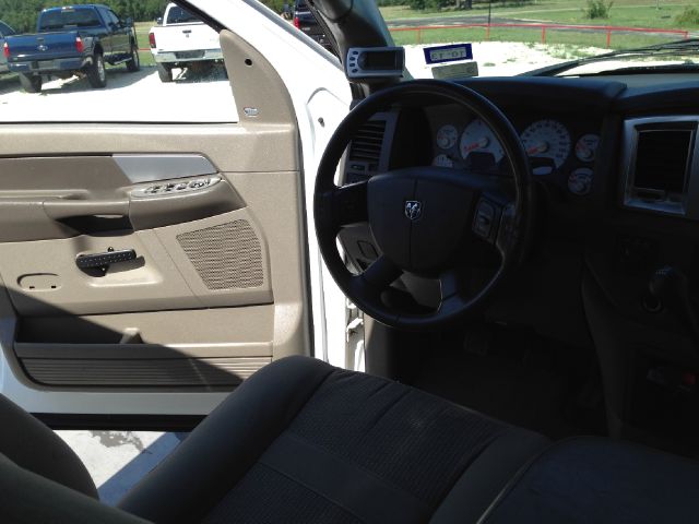 Dodge Ram 3500 2007 photo 19