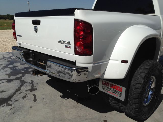 Dodge Ram 3500 2007 photo 38