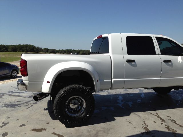 Dodge Ram 3500 2007 photo 40