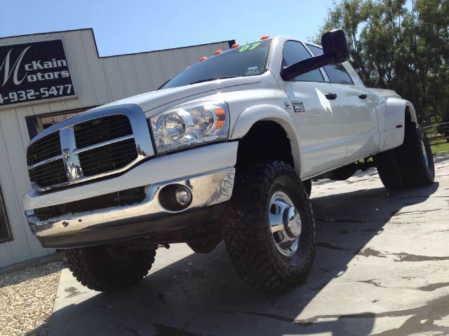 Dodge Ram 3500 2007 photo 43