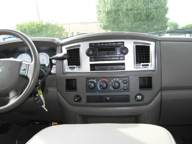 Dodge Ram 3500 2007 photo 10