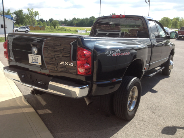 Dodge Ram 3500 2009 photo 2