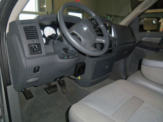 Dodge Ram 3500 2009 photo 18