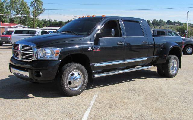 Dodge Ram 3500 Protege DX Sedan 4D Pickup