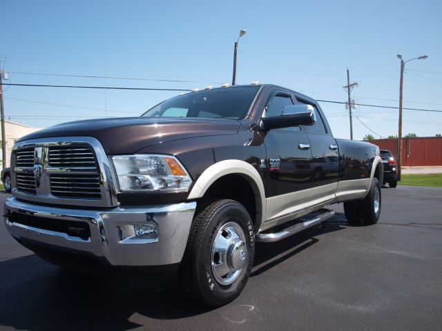 Dodge Ram 3500 2010 photo 20