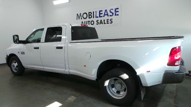 Dodge Ram 3500 2010 photo 3