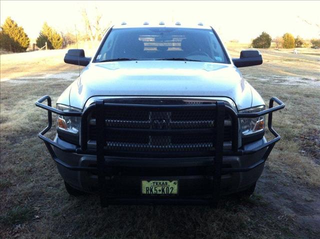 Dodge Ram 3500 2011 photo 2