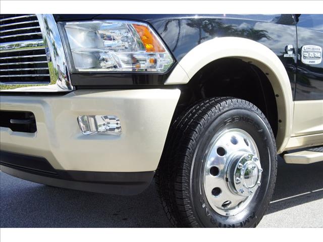 Dodge Ram 3500 2011 photo 4