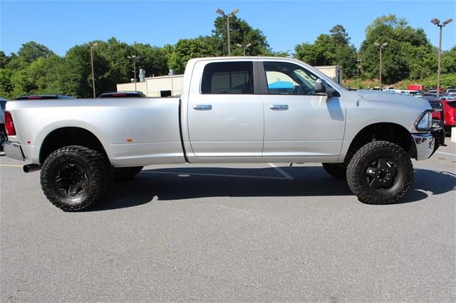 Dodge Ram 3500 2011 photo 21