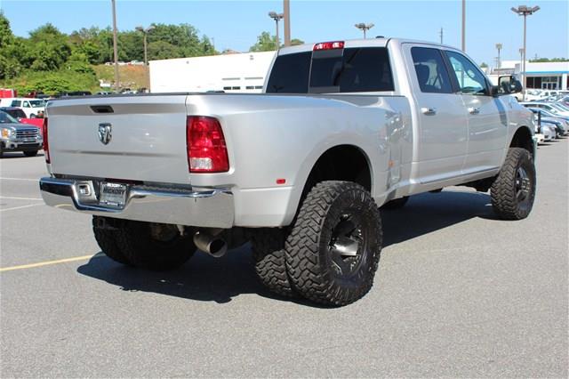 Dodge Ram 3500 2011 photo 23