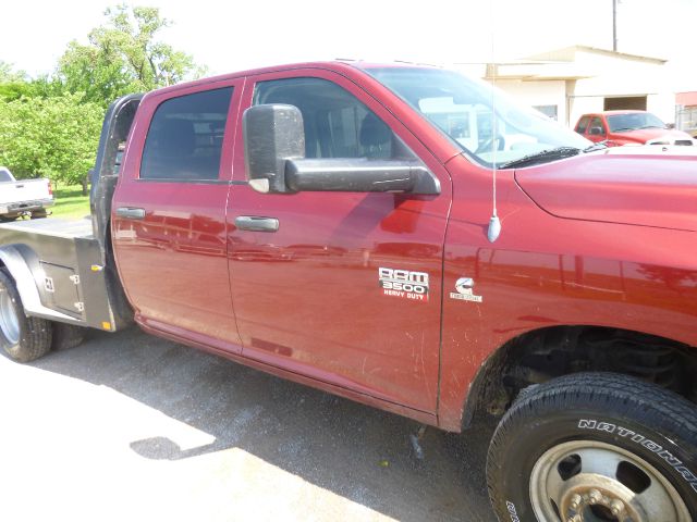 Dodge Ram 3500 2011 photo 11