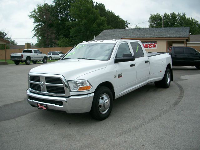 Dodge Ram 3500 2011 photo 3