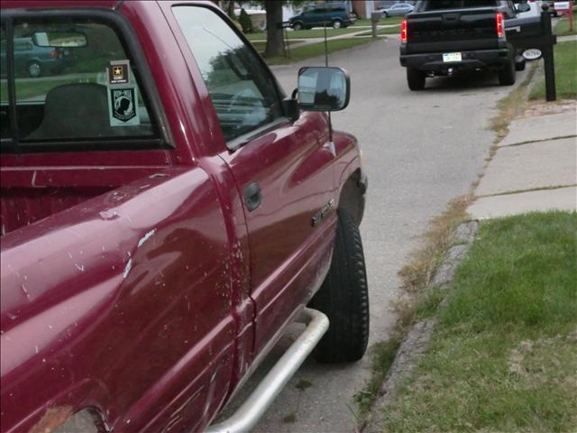 Dodge Ram Pickup 1994 photo 1