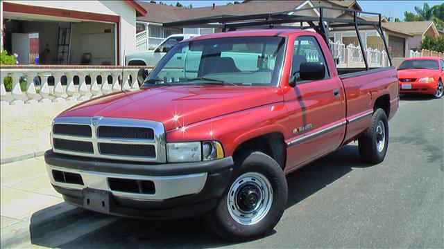 Dodge Ram Pickup 1994 photo 1