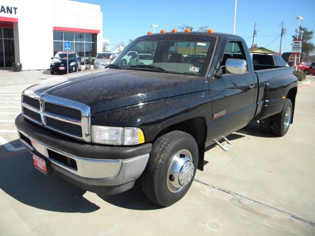 Dodge Ram Pickup 1995 photo 1