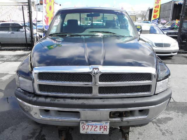 Dodge Ram Pickup 1995 photo 2