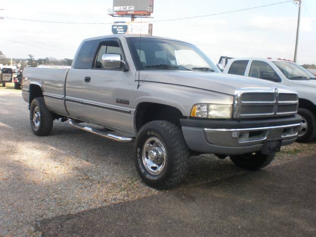 Dodge Ram Pickup 1997 photo 1