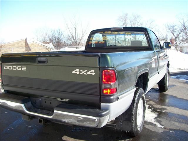 Dodge Ram Pickup Base Pickup