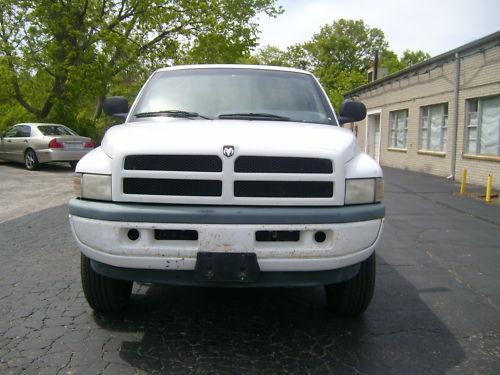 Dodge Ram Pickup 1997 photo 1