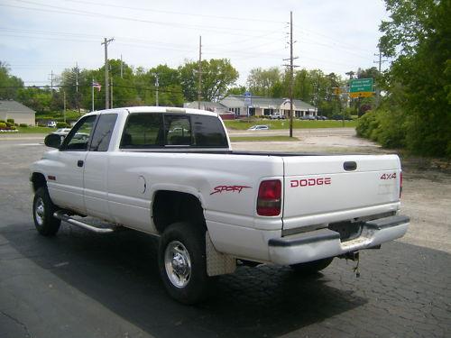 Dodge Ram Pickup 1997 photo 3