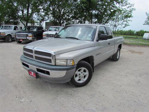 Dodge Ram Pickup 1997 photo 1