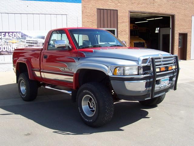 Dodge Ram Pickup 1997 photo 1