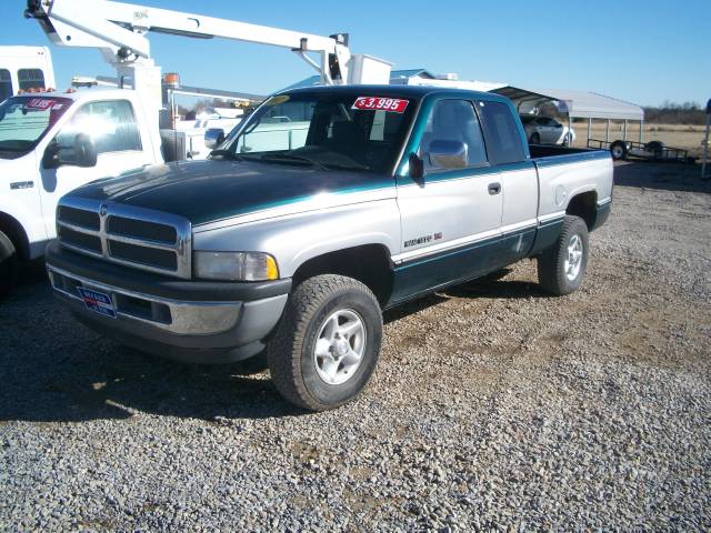 Dodge Ram Pickup 1997 photo 5