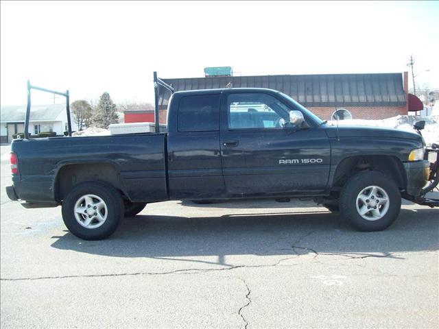 Dodge Ram Pickup 1997 photo 1