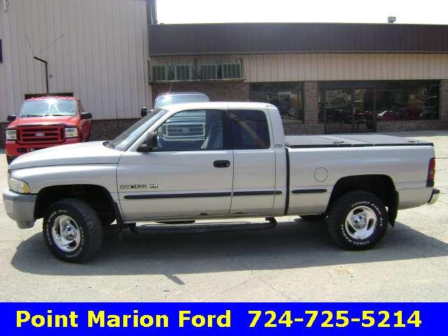 Dodge Ram Pickup 1998 photo 2