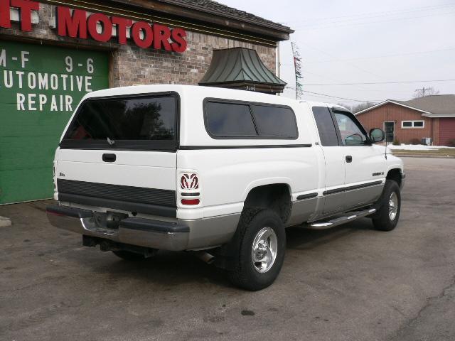 Dodge Ram Pickup 1998 photo 1