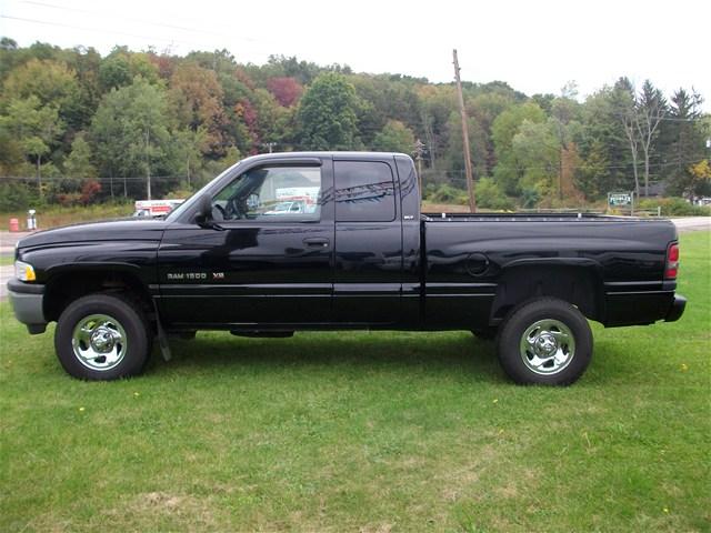 Dodge Ram Pickup 1998 photo 3