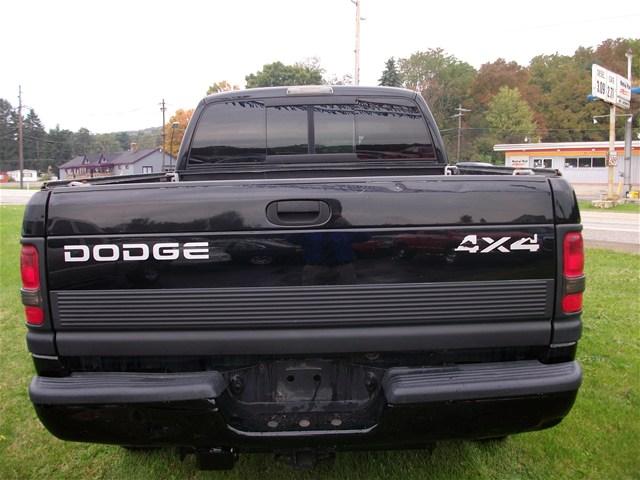 Dodge Ram Pickup 1998 photo 2