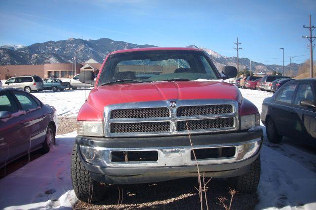 Dodge Ram Pickup 4DR SDN V6 AUTO SE (GS) Sedan Pickup