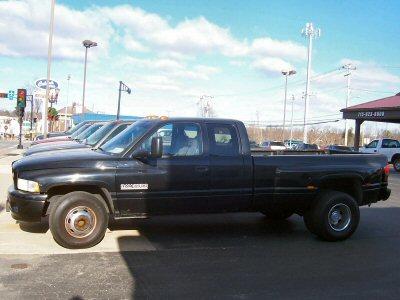 Dodge Ram Pickup 2000 photo 1