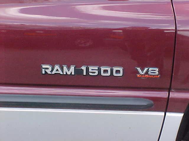 Dodge Ram Pickup 2000 photo 4