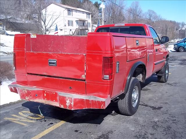 Dodge Ram Pickup 2000 photo 1