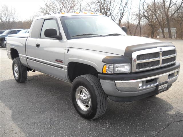 Dodge Ram Pickup Extended GLS Pickup