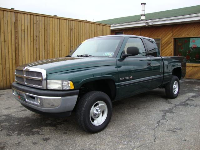 Dodge Ram Pickup SLT Pickup