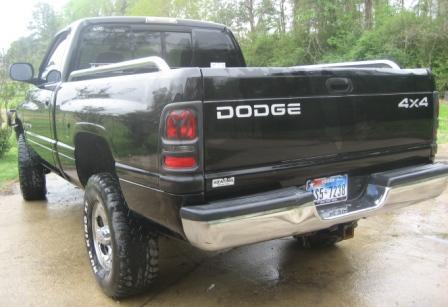 Dodge Ram Pickup 2001 photo 3