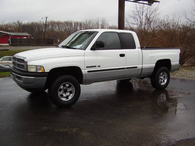 Dodge Ram Pickup Base Pickup