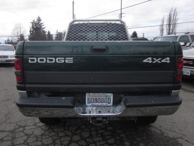 Dodge Ram Pickup 2001 photo 3