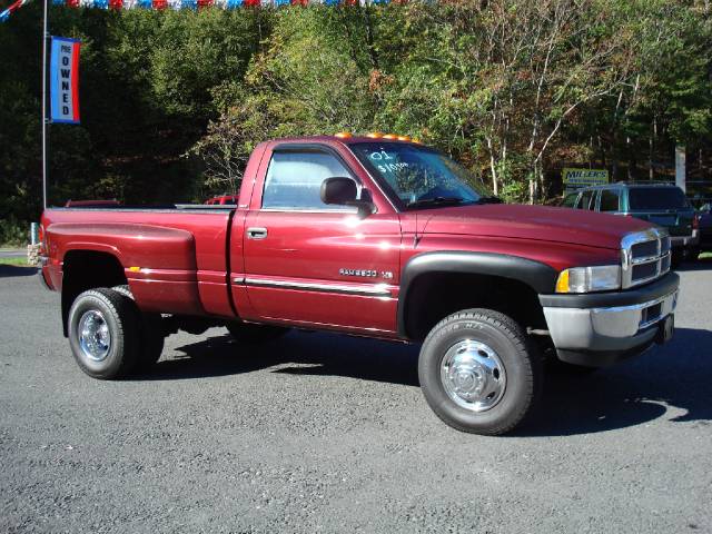 Dodge Ram Pickup 2001 photo 3