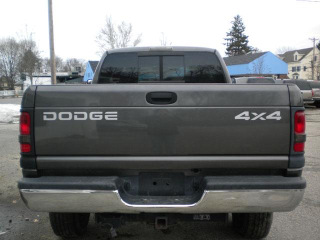 Dodge Ram Pickup 2001 photo 3