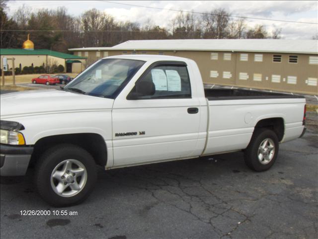 Dodge Ram Pickup Base Pickup