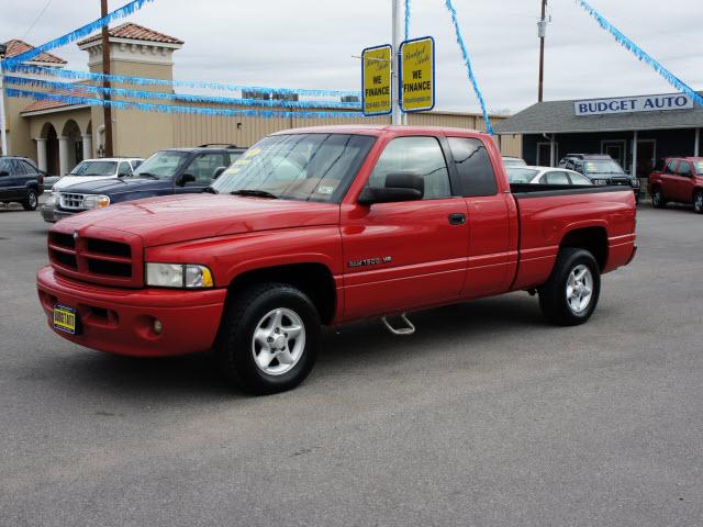 Dodge Ram Pickup SLT Pickup