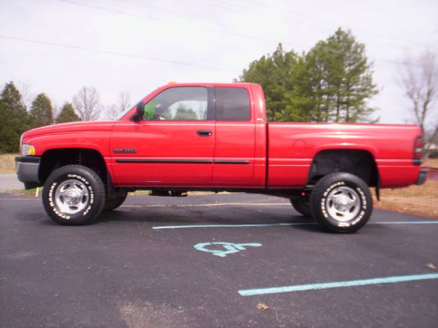 Dodge Ram Pickup SLT Pickup