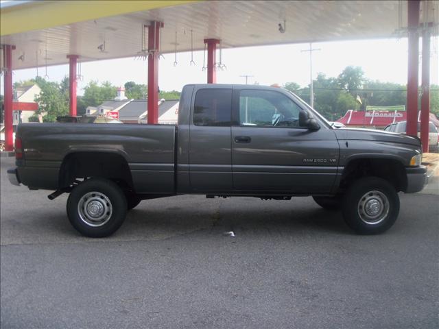 Dodge Ram Pickup 2001 photo 5